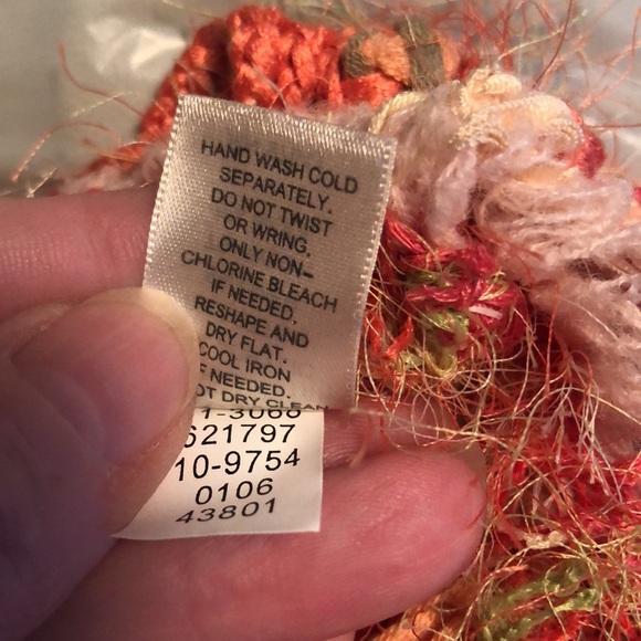 Beautiful Silk Designer Sweater by J. Jill Hand Knit Size XL - Picture 10 of 10